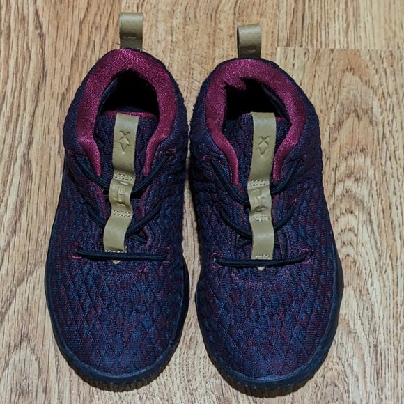 Nike LeBron 15 - New Heights - Kids Size 10c - Picture 12 of 14